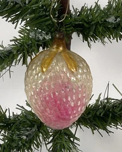 2447/25 1x alter Christbaumschmuck Weihnachtsschmuck Formteil Beere - Picture 1 of 3