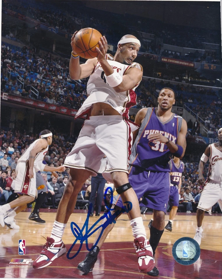 德鲁·古登签名亲笔签名克利夫兰骑士队 8 x 10 照片 — 第 1/1 张图片