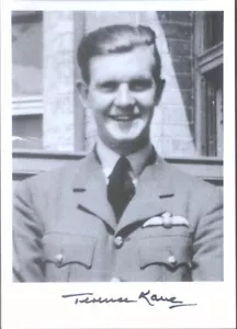 SPBB48 SEGUNDA GUERRA MUNDIAL RAF Batalla de Gran Bretaña BoB Spitfire foto piloto firmada por KANE - Imagen 1 de 1