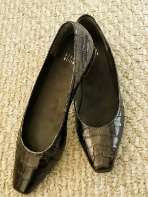 Stuart Weitzman Womens Snake Print Dark Brown 6.5 M - Image 1 of 4