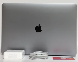 2019 MacBook Pro 15 inch 2.3 i9 16GB 512GB Radeon Pro 560X MV912LL/A Used - Picture 1 of 10