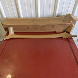 1975 - 1991 FORD ECONOLINE INTERIOR W/S A PILLAR MOULDING NOS D5UB-1103599 LH - Picture 1 of 6