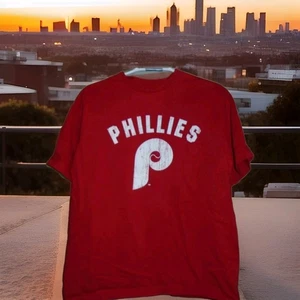 CAMISETA PESO PESADO LOGO PHILADELPHIA PHILLIES TALLA PEQUEÑA - Imagen 1 de 2