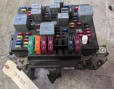 Chevrolet S10 Blazer 1999-2005 motor caja relé de fusibles bloque de conexiones sin tapa #3933 Foto 1 de 2