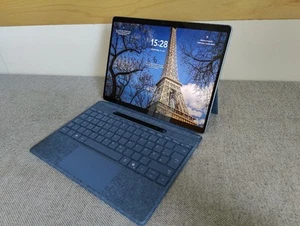 Microsoft Surface Pro 11 + Keyboard, Pen. X Elite, 16gb, 1tb, Sapphire - Imagen 1 de 3