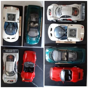 LOT de 4 miniature car voiture 1/18 PORSCHE MERCEDES FORD JAGUAR XC220 MAISTO - Foto 1 di 12