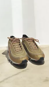 Zapatillas Nike Air Max 97 OG QS para niños talla 7Y jóvenes mujeres 8,5 doradas - Imagen 1 de 11