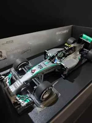 Minichamps 1:18 F1 Mercedes AMG Petronas N.Rosberg 2014 110 140006 - Immagine 1 di 3