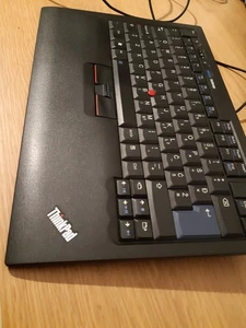 SK-8855 Lenovo Trackpoint Keyboard - Picture 1 of 3