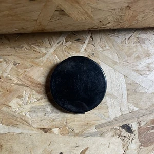 Cubierta con orificio para faldón lateral BMW E36 - Imagen 1 de 2
