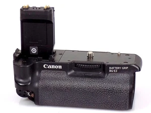 Canon BG-E3 Ersatzteil: Battery Grip Akku Batterie Griff Halter für EOS 400D - Bild 1 von 1