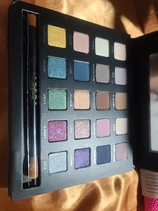LORAC. Los Angeles  Shine Bright  - Picture 1 of 6