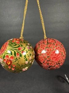 Handbemalte Cloisonne 3" Kugel Ornament Indien 2er Set - Bild 1 von 5