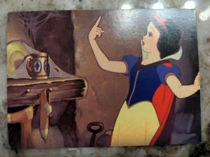 NM 1994 SkyBox Snow White and The Seven Dwarfs Series 2 #20 No Mother? - Bild 1 von 2