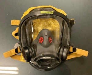 Scott AV-3000 HT Maske mit Kevlar Netz Feuerwehrmann SCBA AIR PAK MASKE Größe Medium - Bild 1 von 3