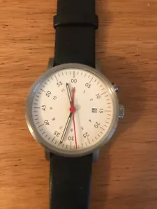 Void V03A Orologio da polso in pelle nera - Foto 1 di 2
