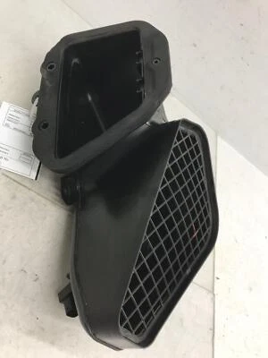 2011-2016 PORSCHE PANAMERA ENGINE AIR INTAKE HOUSING 97057207203 OEM 2015 2014 - Imagem 1 de 4