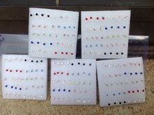 PROMO REVENDEUR LOT DE 100 PAIRE BOUCLES D'OREILLES  BIJOUX STRASS PUCE 2 mm