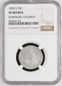 1876-S Seduto Liberty Quarter Dollar NGC Certificato VF Dettagli - Foto 1 di 4