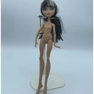 Ever After High Cerise Hood 1st Chapter Doll Core Royals Rebels Mattel Nude - Picture 1 of 7