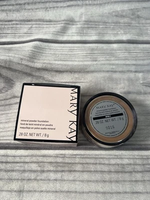 Mary Kay Mineral Powder Foundation Beige 2 !NEW! IN BOX Discontinued 040989 HTF - Image 1 of 2