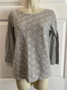 T-shirt J.Crew pizzo davanti XS grigio manica lunga floreale uncinetto pannello cotone - Foto 1 di 9