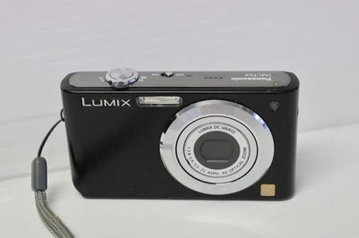 Panasonic Lumix DMC-FS4 Black Digital Camera - image 1 of 4