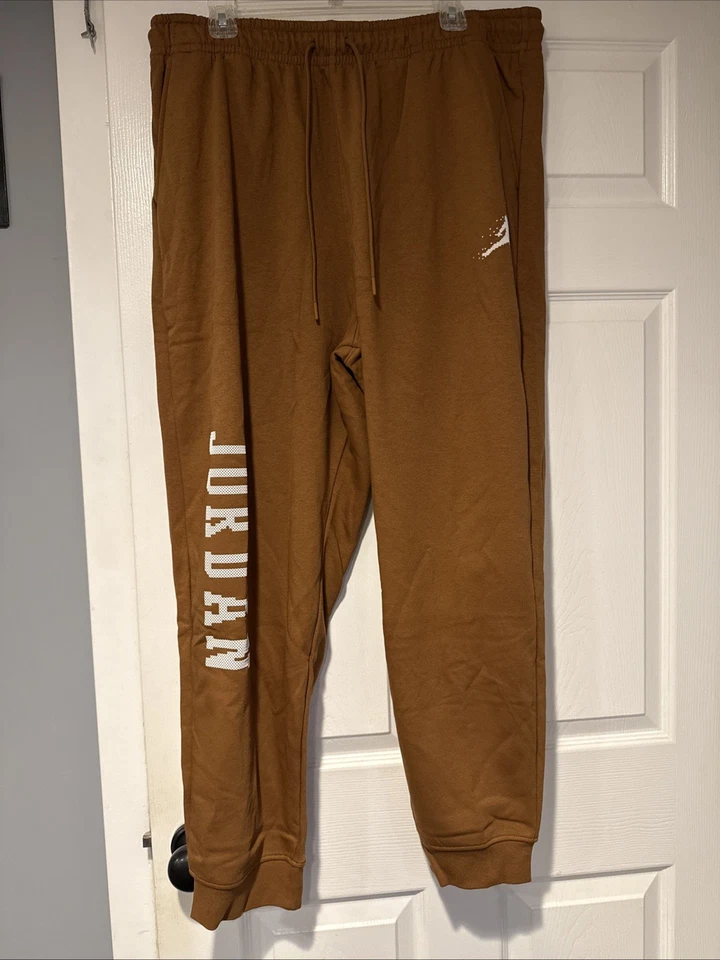 Jordan Essentials Holiday Fleece Pants FD7467-281 Light British Tan Men Sz Small