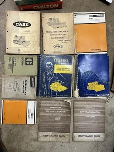 large lot 27 Parts maintenance operation case And caterpillar manuals - Picture 1 of 3
