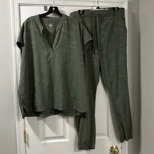 Healing Hands Camo Print Peeling Outfit Gr. 2XL - Bild 1 von 3