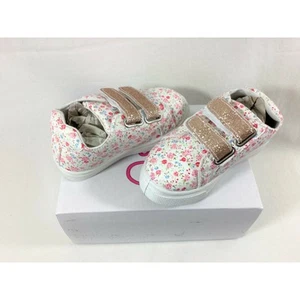 NIB Olivia Miller Girl Toddler Sz 5 Floral Sneaker - Picture 1 of 6
