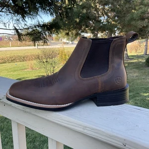 Ariat 10031452 Brown Booker Wide Square Toe Boots Mens size 9D 6" high New Other - Picture 1 of 21