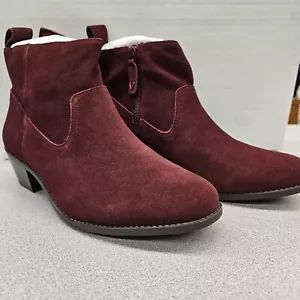 Vionic Women's JOY VERA Boot Size 10M Block Heel WINE BURGANDY RED Suede - Picture 1 of 5