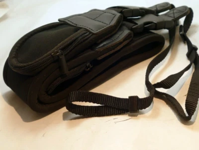 Resistente Negro 2.25" Ancho Neopreno Debe Correa para Cámara con Cremallera Bolsillos Tarjetas Foto 1 de 4