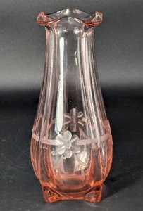 PINK GLASS ETCHED FLOWER WITH RIBBON VASE 10" TALL RUFFLED TOP, UNMARKED - Picture 1 of 8