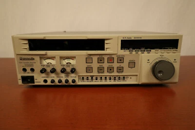 Grabadora de casete de video Panasonic VCR AG-DS555P Foto 1 de 4