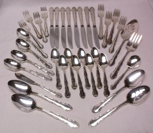 Servizio posate 56 pezzi vintage 1881 Rogers Oneida Flirt per 8 - Foto 1 di 11