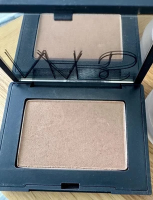 NARS LAGUNA BRONZING POWDER - Bronzer - laguna 02, 3,5g - Bild 1 von 3