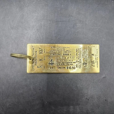 Réplica de boleto de llavero de latón de la Orquesta Filarmónica de Buffalo de colección 1980 raro C Foto 1 de 4