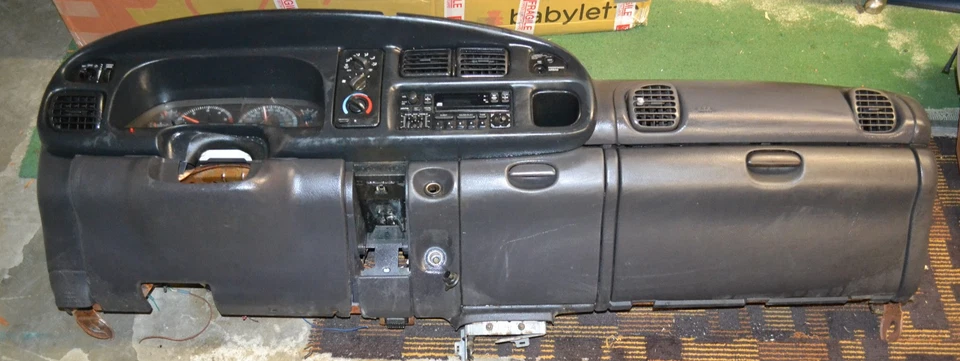 1998-2001 DODGE RAM 1500 2500 РАМА ПРИБОРНОЙ ПАНЕЛИ ОСНОВНОЕ КРЕПЛЕНИЕ ДЕКИ В СБОРЕ АГАТ СЕРЫЙ OEM - Изображение 1 из 4