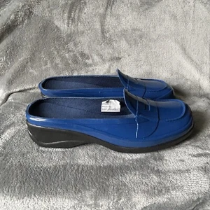 Avon Rain Shoes Womens Size L (9-10) Blue Slip On Loafer Shoes - Picture 1 of 10