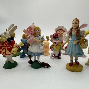Lote De 15 Figuras De Colección Años 80 90 PVC Plástico Repollo Parche Mago de Oz Disney MGM - Imagen 1 de 24