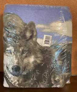 Vtg Owen Mfg Wolves Fashion Print Blanket Twin/Full 72" x 90" Made in USA - Picture 1 of 6