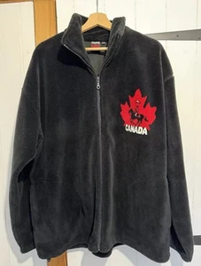 Vintage Teepee Canada Black Red Fleece XL with Maple Leaf Canada Logo - Picture 1 of 5