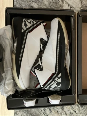 Air Jordan 22 XX2 OG Blanco/Rojo Universitario/Negro Talla 13 Para Hombre Foto 1 de 4