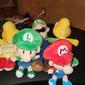 Lotto 5 peluche Baby Mario & Baby Luigi 6" Super Mario Bros  - Foto 1 di 10