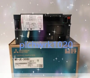 1 PCS NEW IN BOX MITSUBISHI JE series servo driver MR-JE-300B - Picture 1 of 3