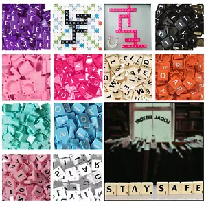 100 Plastik Scrabble Fliesen Weiß Schwarz Buchstaben Zahlen Für Basteln Alphabet - Bild 1 von 35