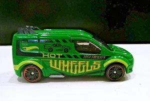 Grüne Ford Transit Connect 2014 Hot Wheels - Bild 1 von 6