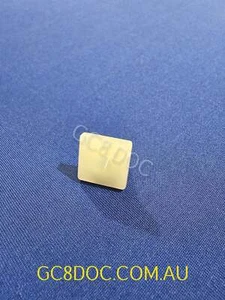 Subaru Impreza 92-00 GC8 GF8 GM8 Grommet Door Card 760119000 - Picture 1 of 5
